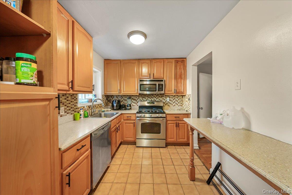 #2 photo, 4183 Murdock Avenue, 브롱크스 Bronx , NY 10466
