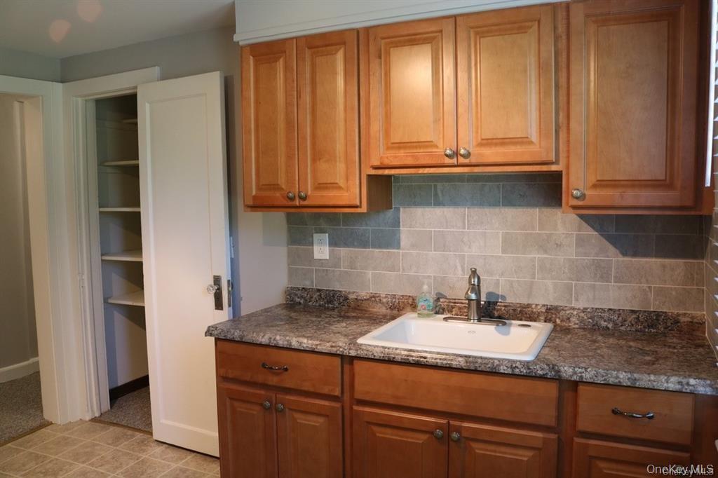 #8 photo, 2 Pelham Avenue, Nanuet , NY 10954