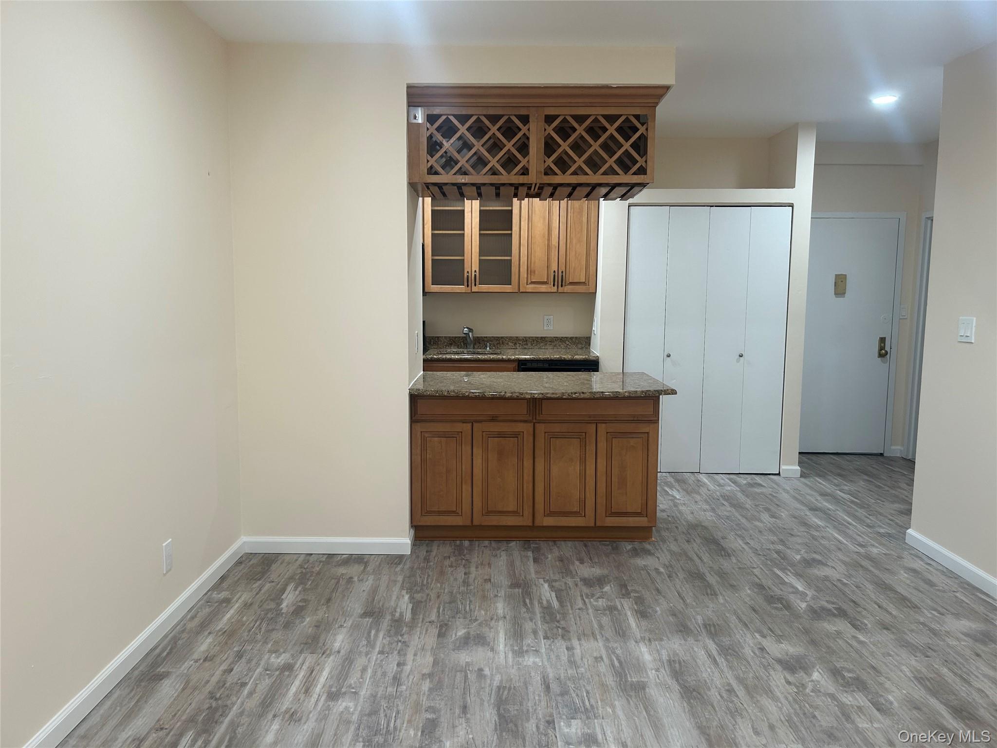 #10 photo, 310 Riverside Blvd, Long Beach , NY 11556