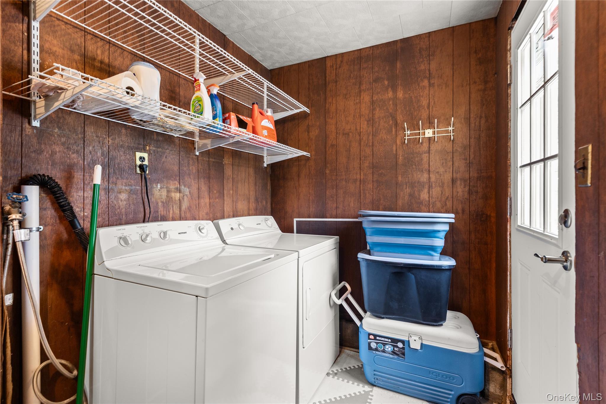 #13 photo, 18 Campbell Lane, מחוז סאפוק East Islip , NY 11730