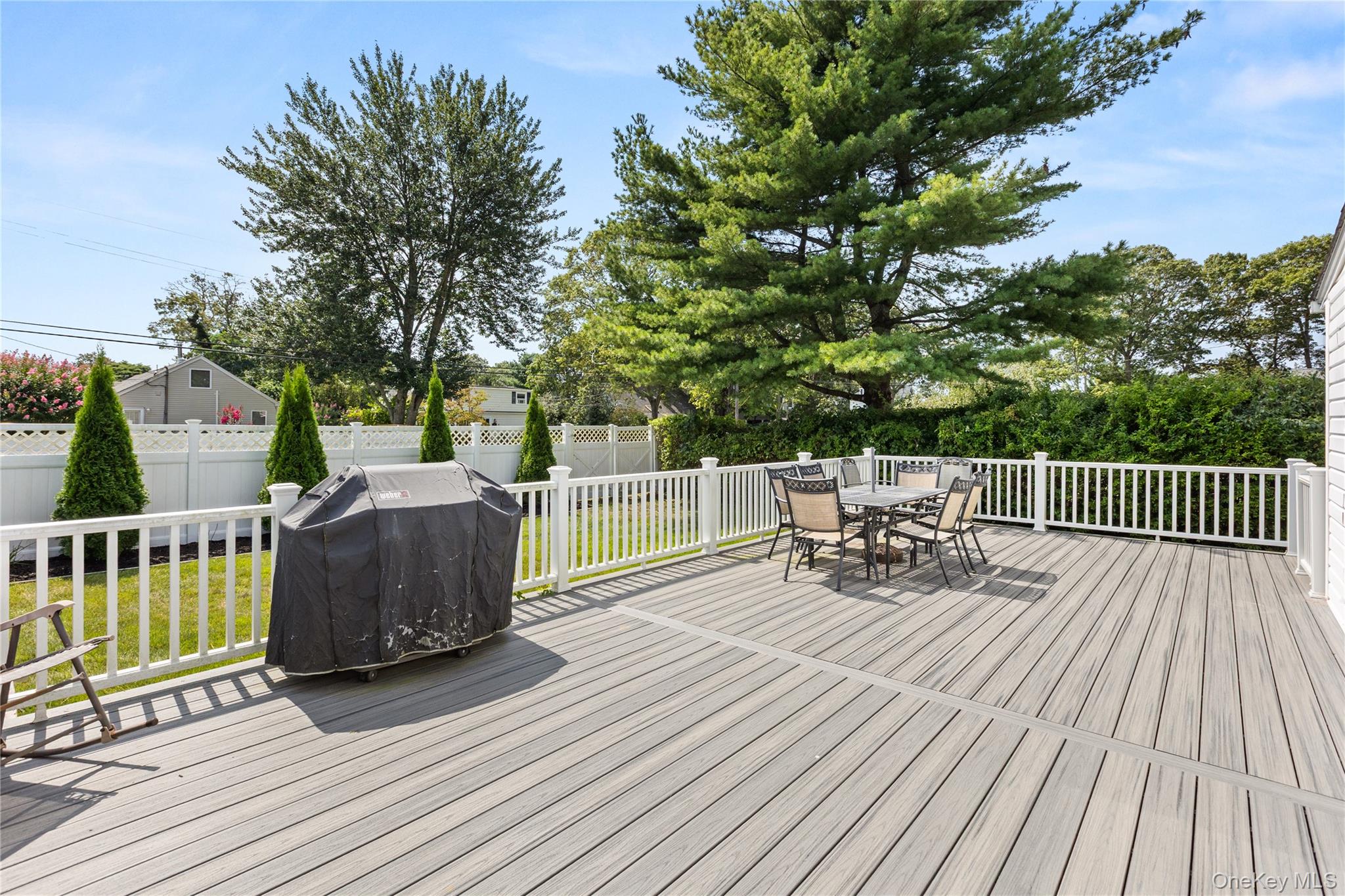 #14 photo, 18 Campbell Lane, מחוז סאפוק East Islip , NY 11730