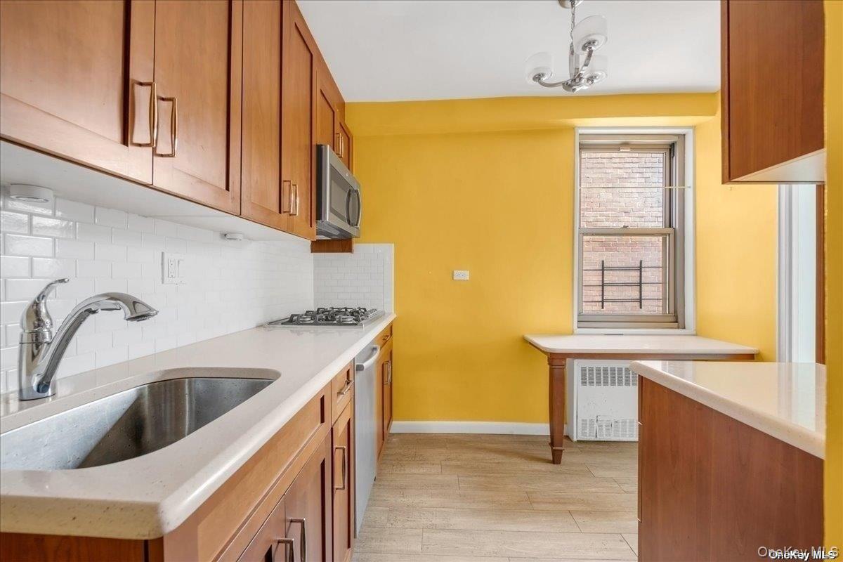 #14 photo, 61-20 Grand Central Parkway, Forest Hills , NY 11375