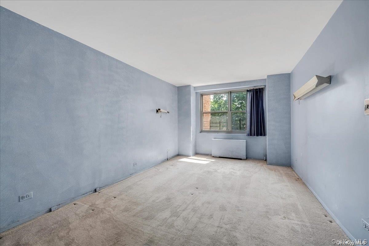 #17 photo, 61-20 Grand Central Parkway, Forest Hills , NY 11375