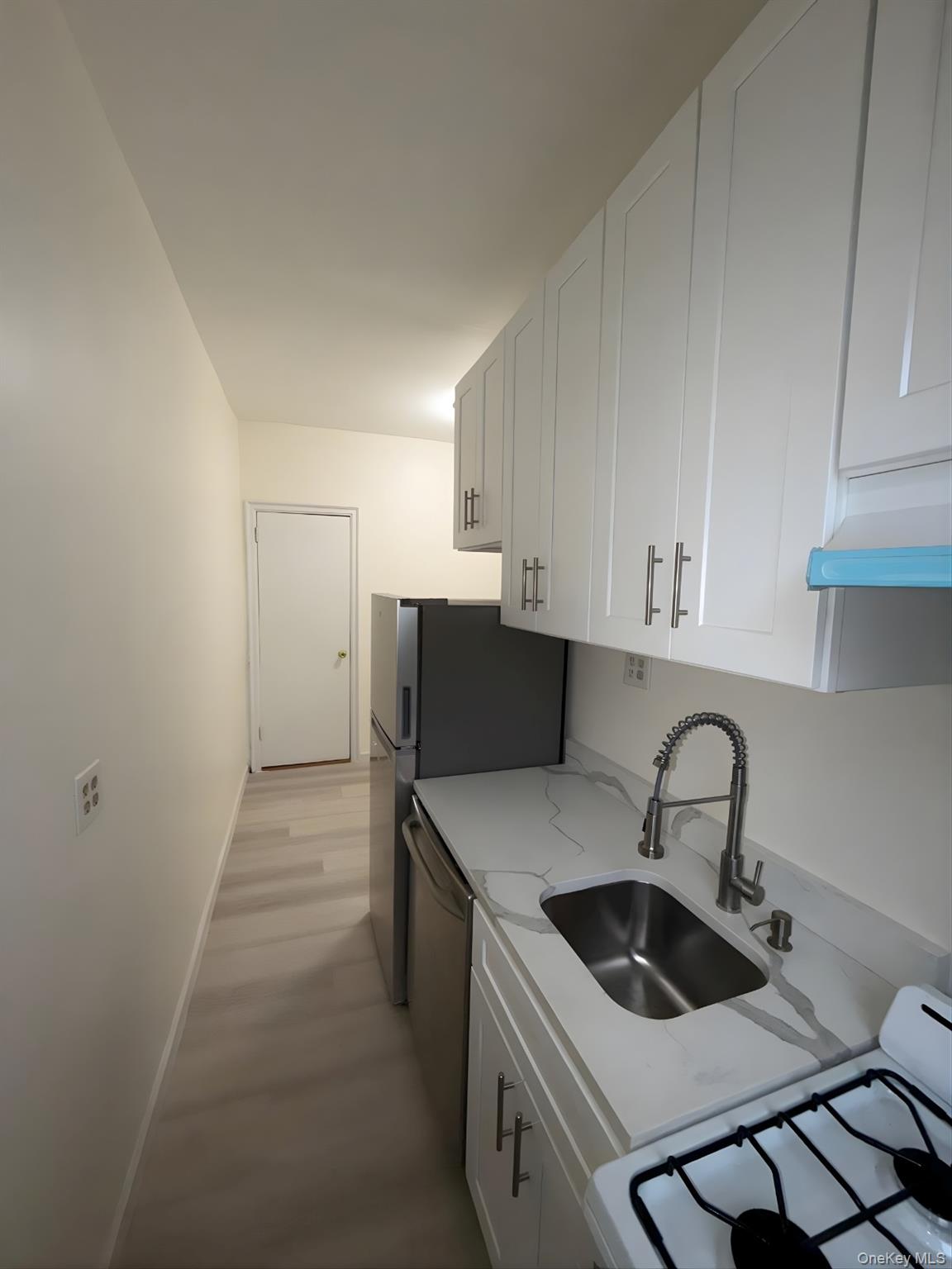 #5 photo, 140 E 95th Street, New York (Manhattan) , NY 10128