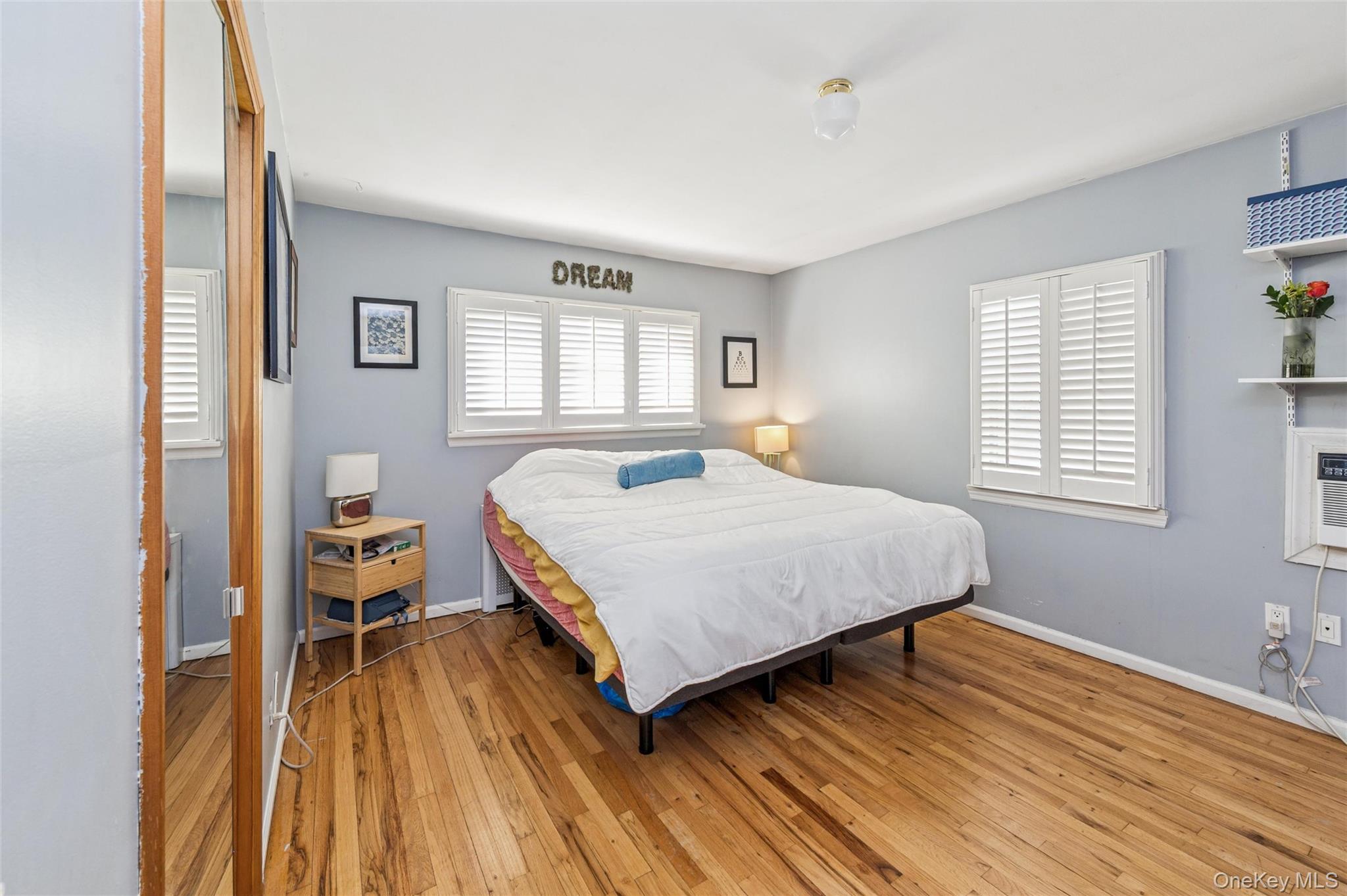 #13 photo, 48 Elliot Drive, Hicksville , NY 11801