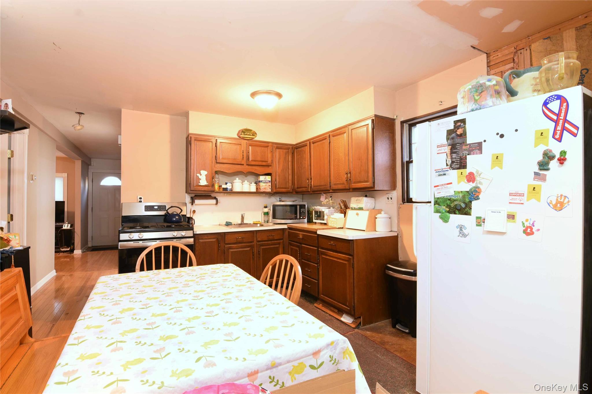 #7 photo, 651 Windmill Avenue, 롱 아일랜드 North Babylon , NY 11703