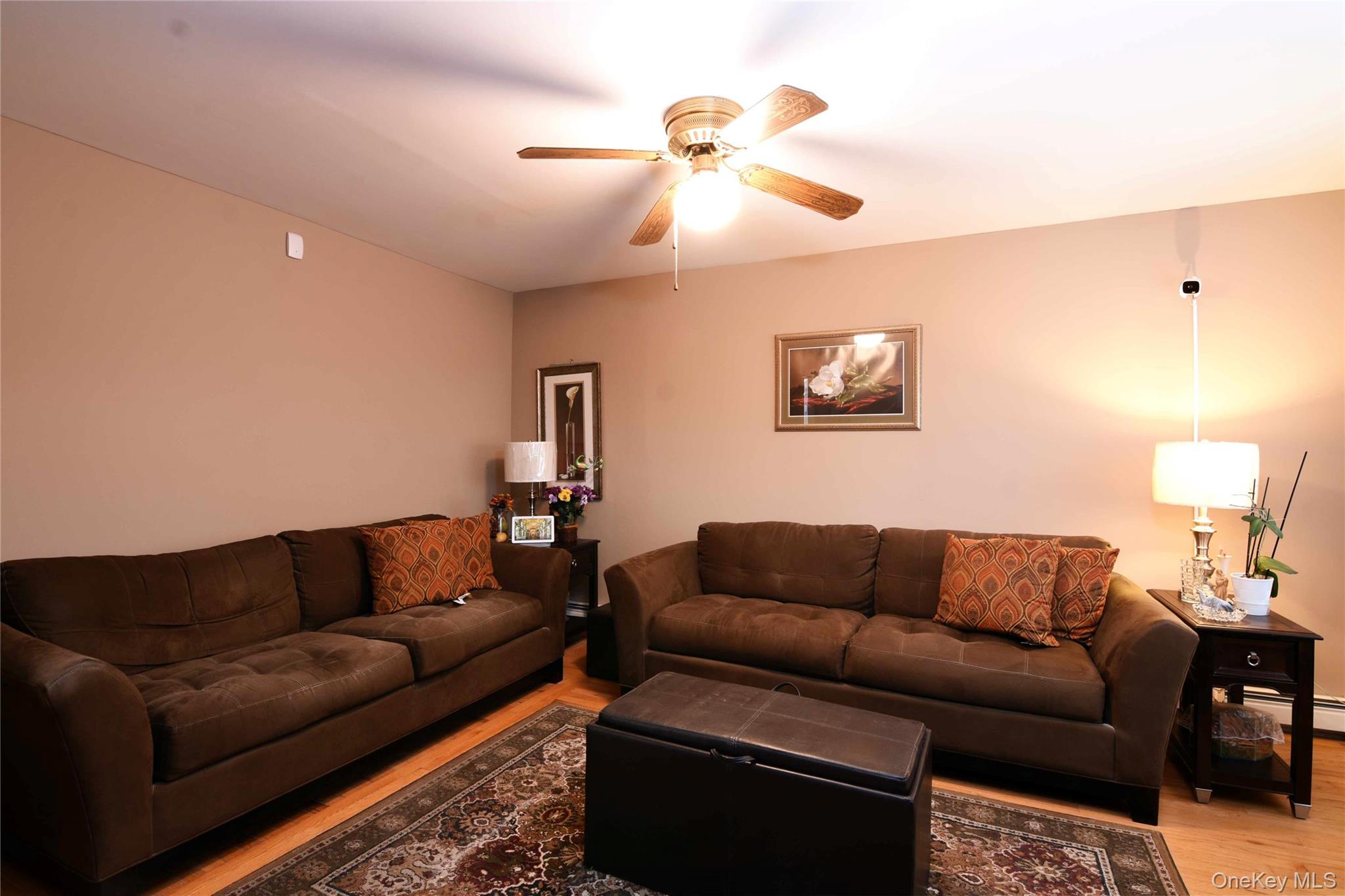 #9 photo, 651 Windmill Avenue, 롱 아일랜드 North Babylon , NY 11703