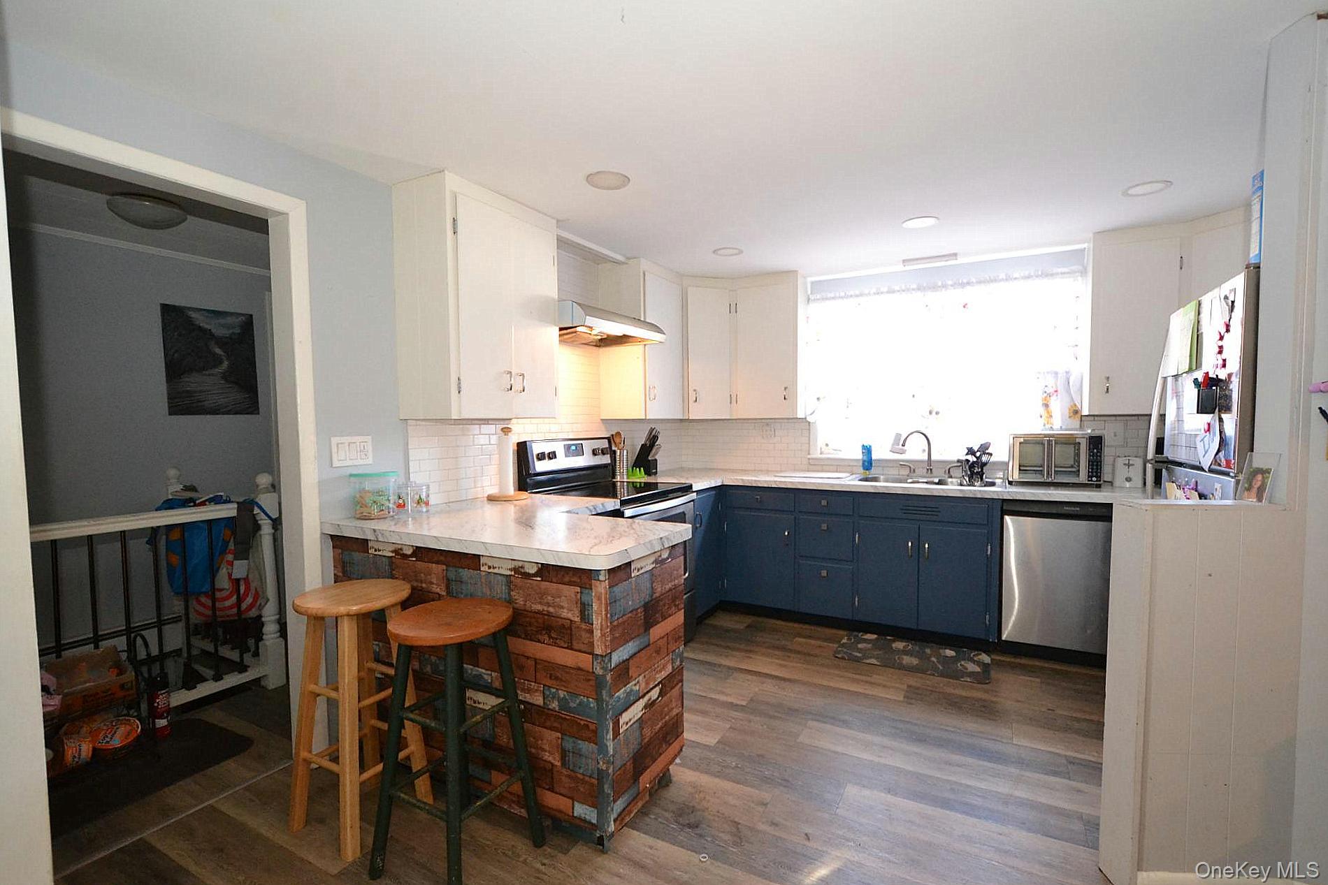 #4 photo, 254 Dare Road, 东长岛 Selden , NY 11784