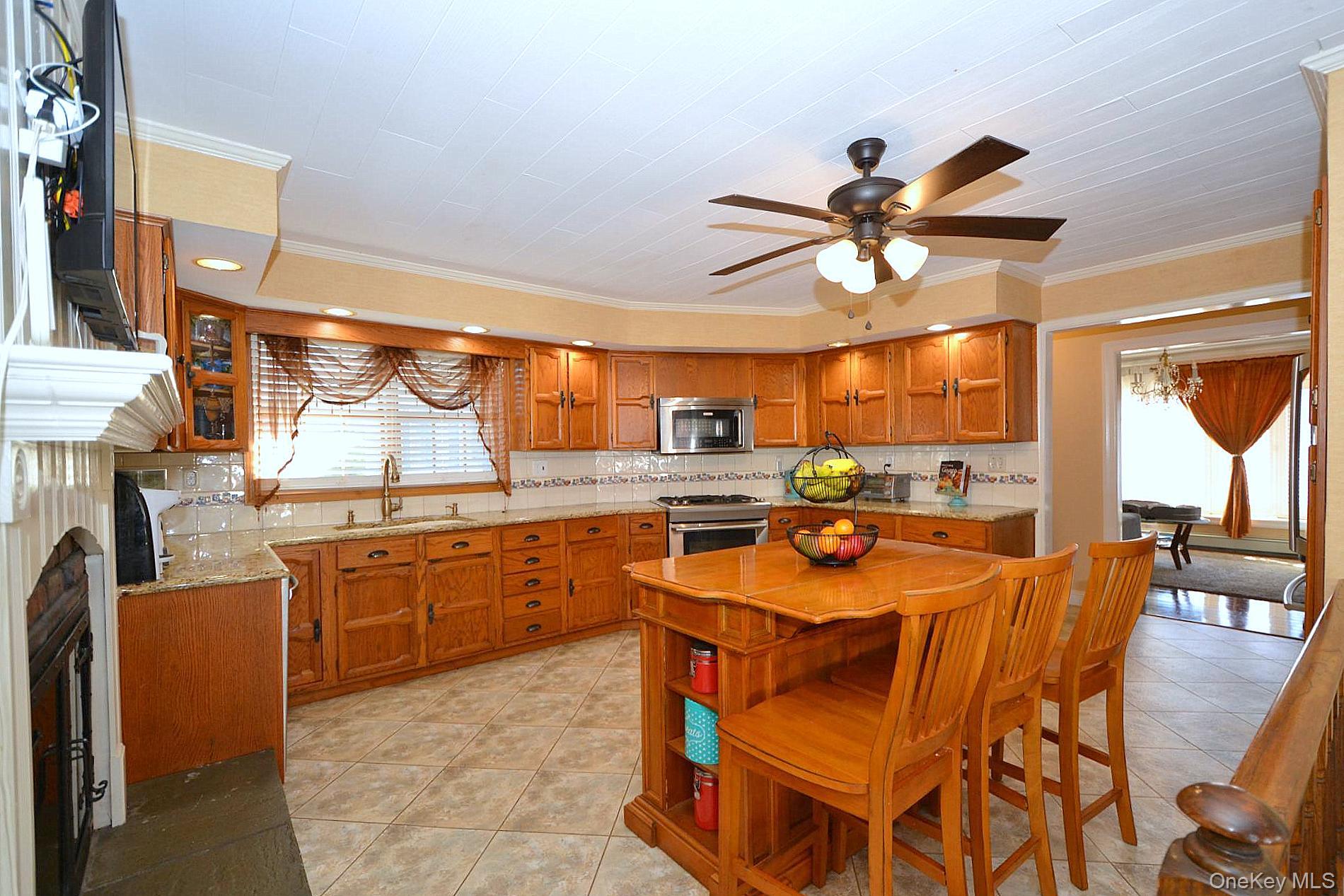 #11 photo, 27 Albright Road, מחוז סאפוק Coram , NY 11727