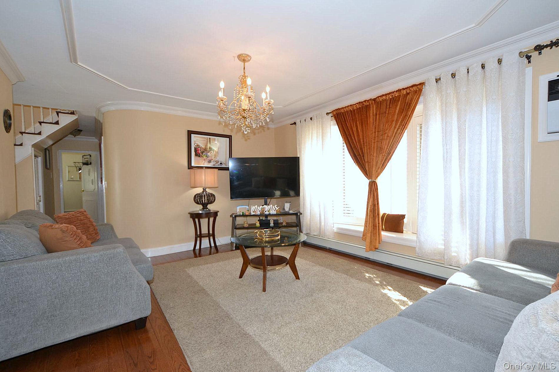 #17 photo, 27 Albright Road, מחוז סאפוק Coram , NY 11727