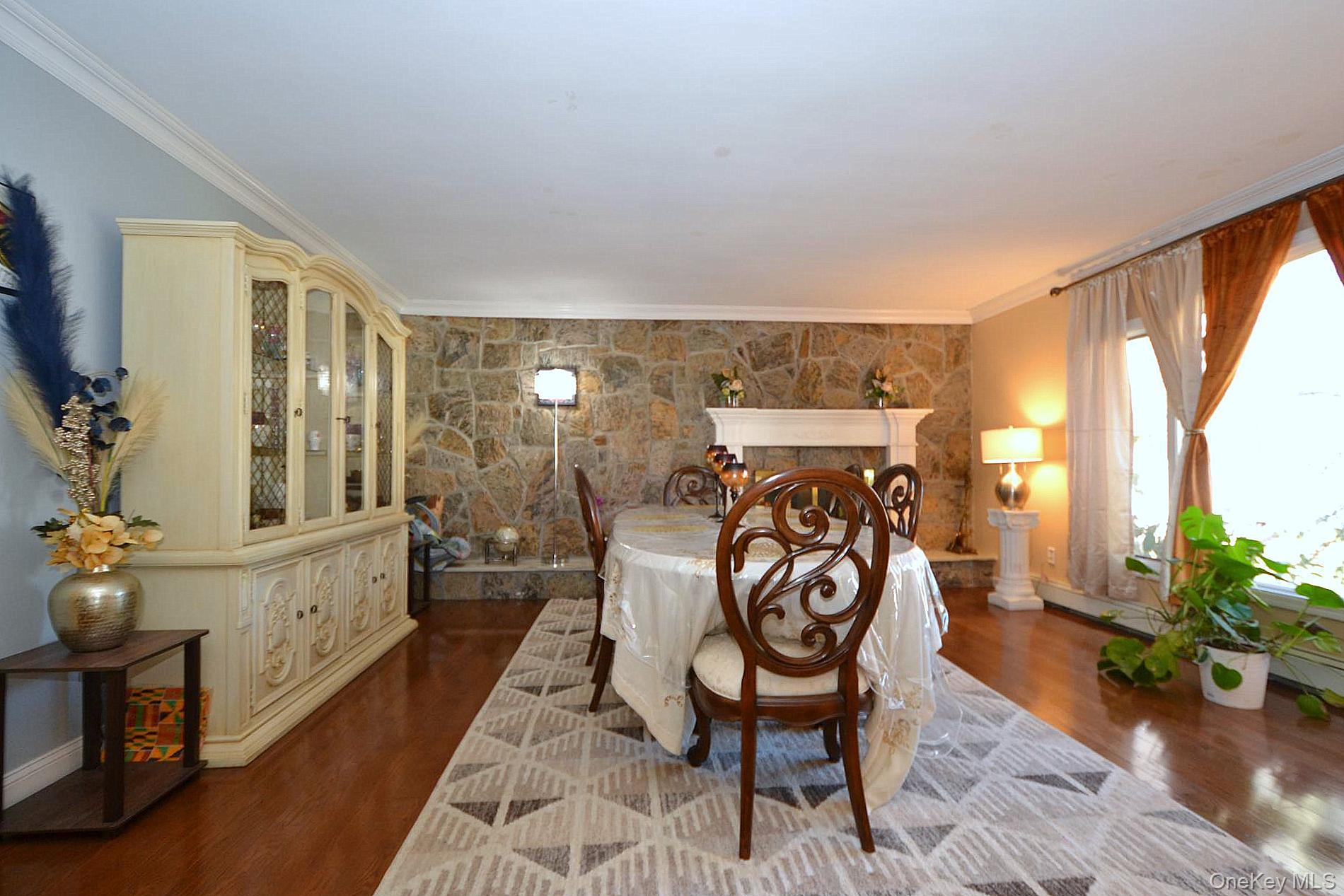 #9 photo, 27 Albright Road, מחוז סאפוק Coram , NY 11727