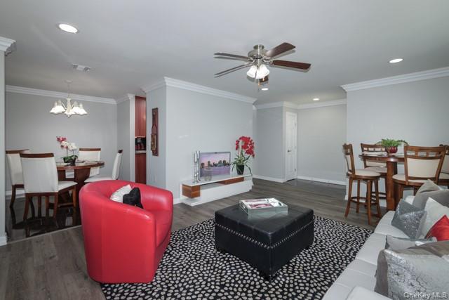 #5 photo, 169 Adams Way, Sayville , NY 11782