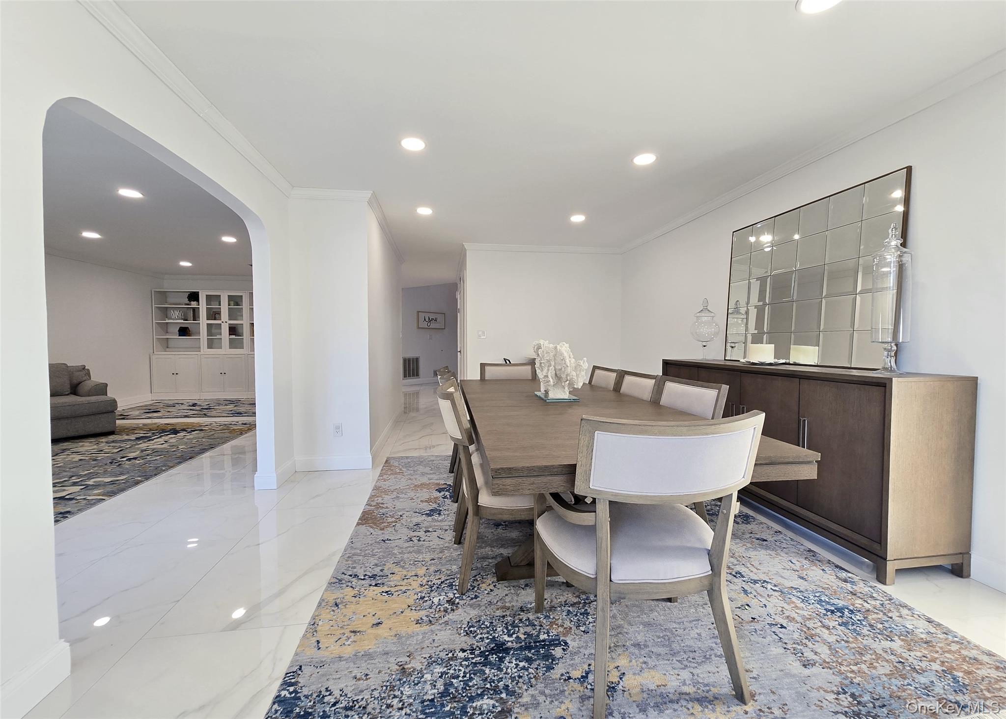 #11 photo, 31 Hampshire Court, מחוז סאפוק Holbrook , NY 11741