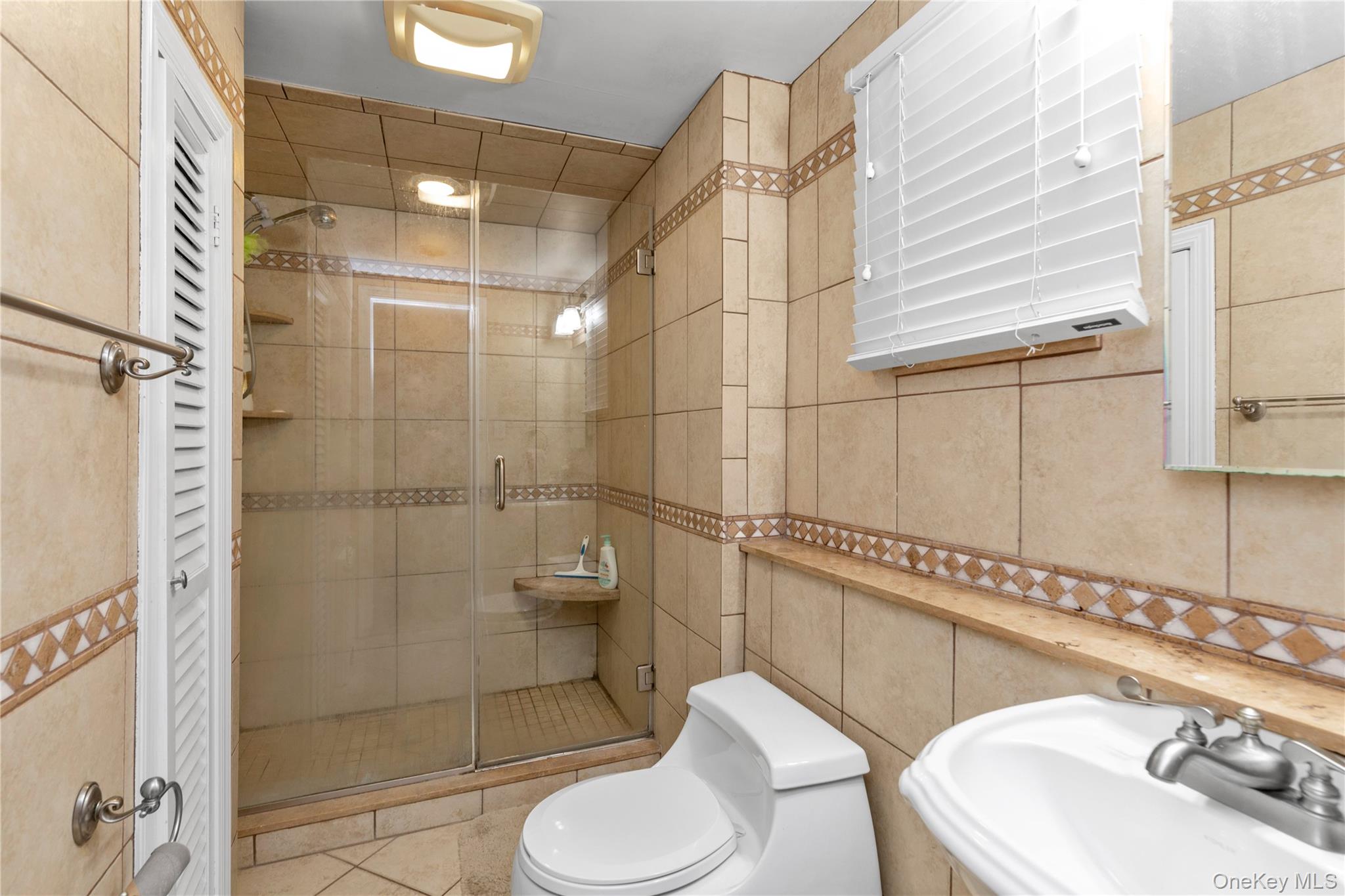 #8 photo, 50 Jerome Drive, 롱 아일랜드 Glen Cove , NY 11542