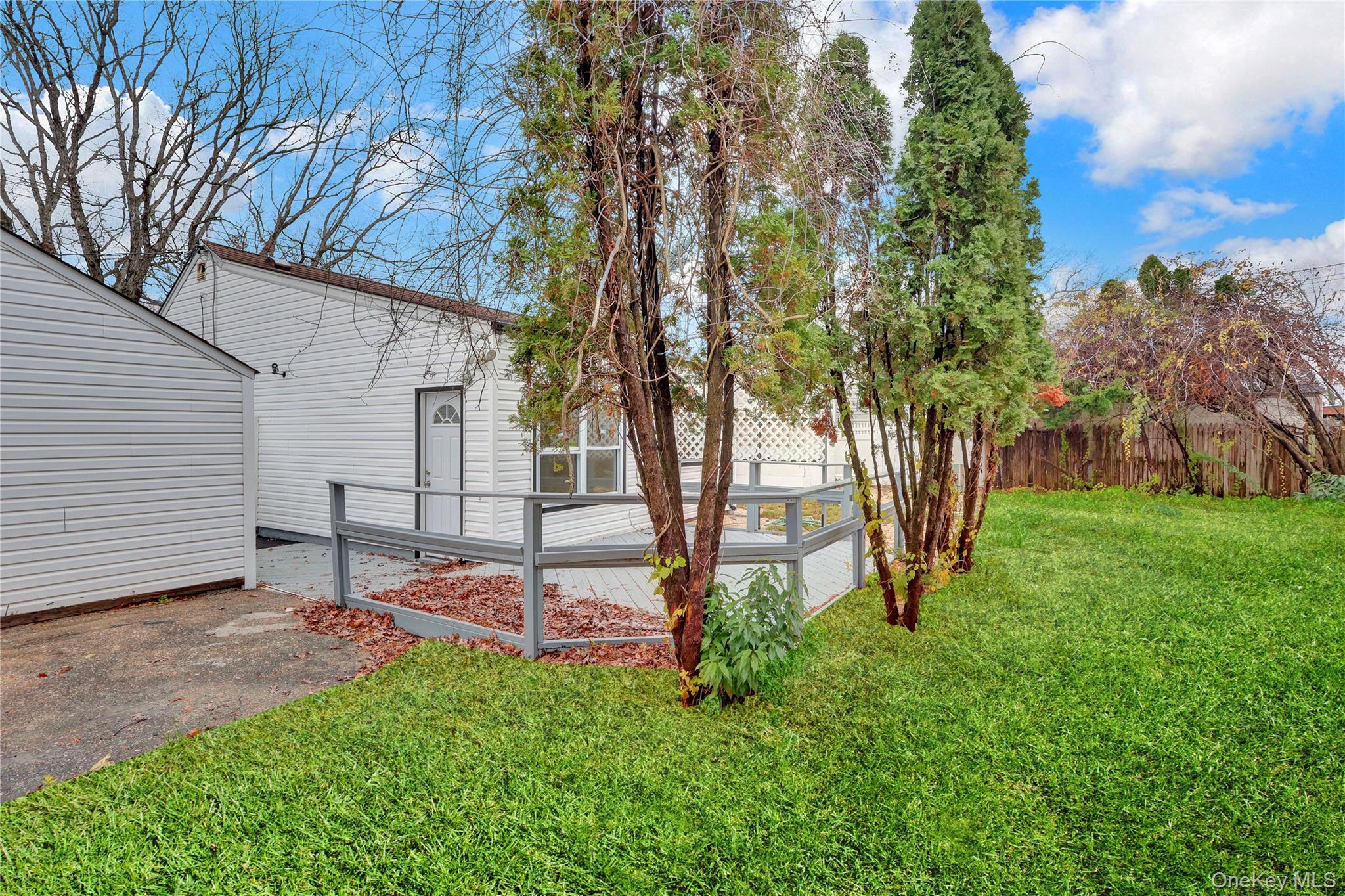 #5 photo, 12 Carlls Path, North Babylon , NY 11703