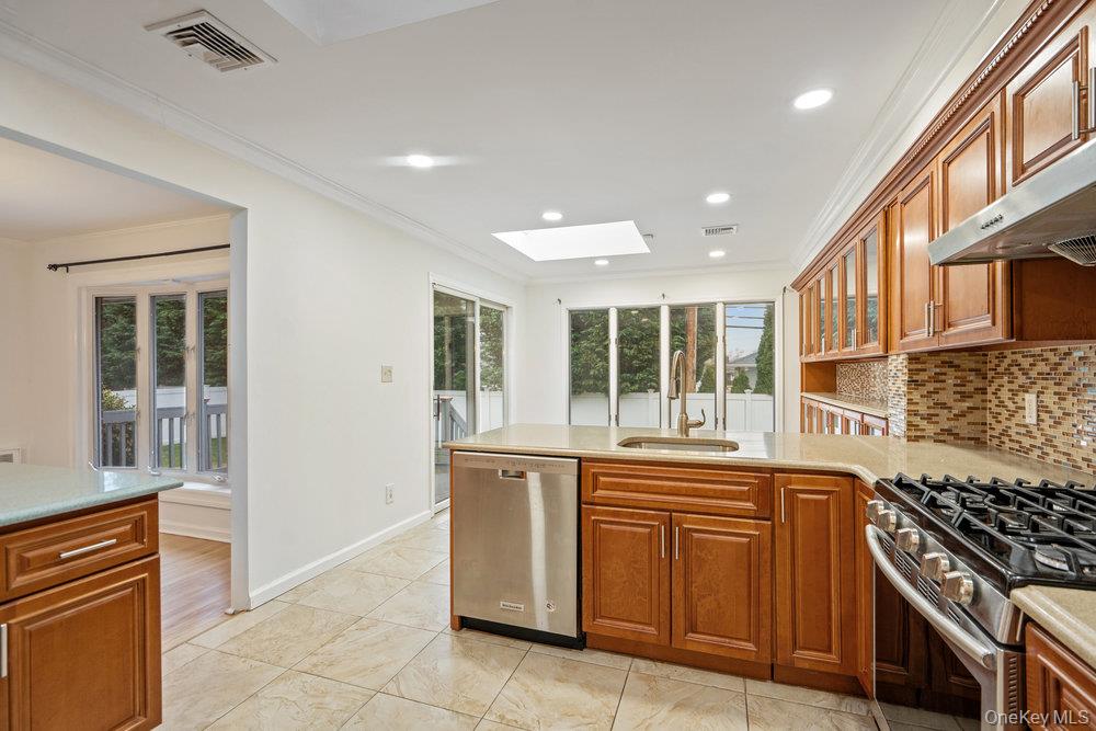 #5 photo, 15 Morris Drive, 长岛 塞奥瑟 Syosset , NY 11791