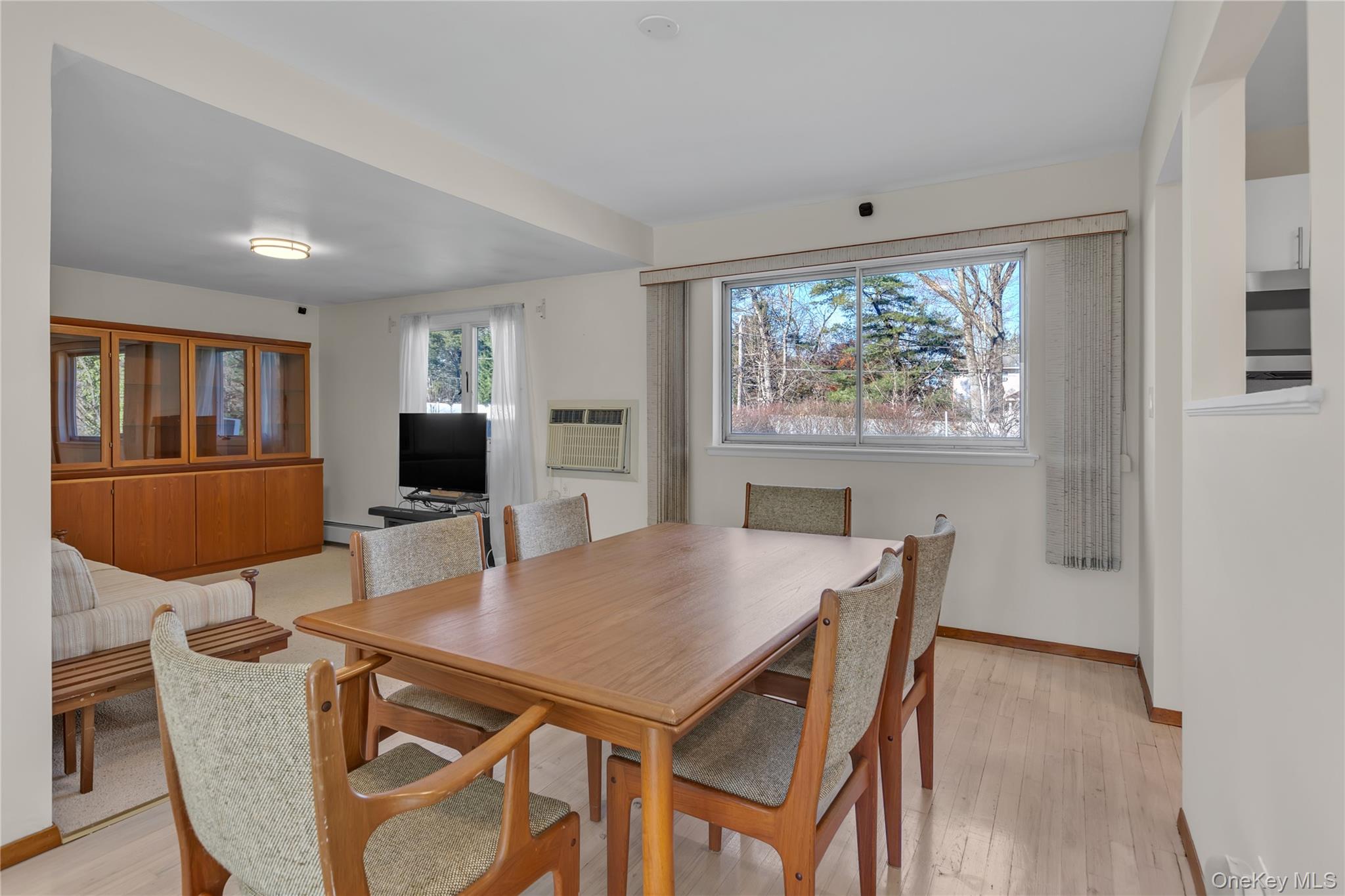 #5 photo, 21 Yeoman Drive, 东长岛 East Northport , NY 11731