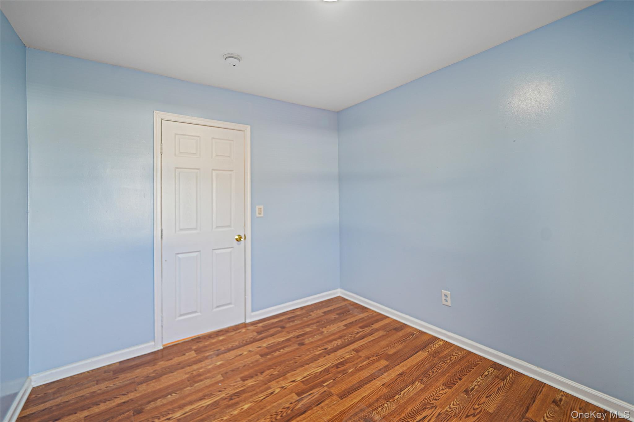 #16 photo, 182 New York Avenue, সাফোক কাউন্টি Bay Shore , NY 11706