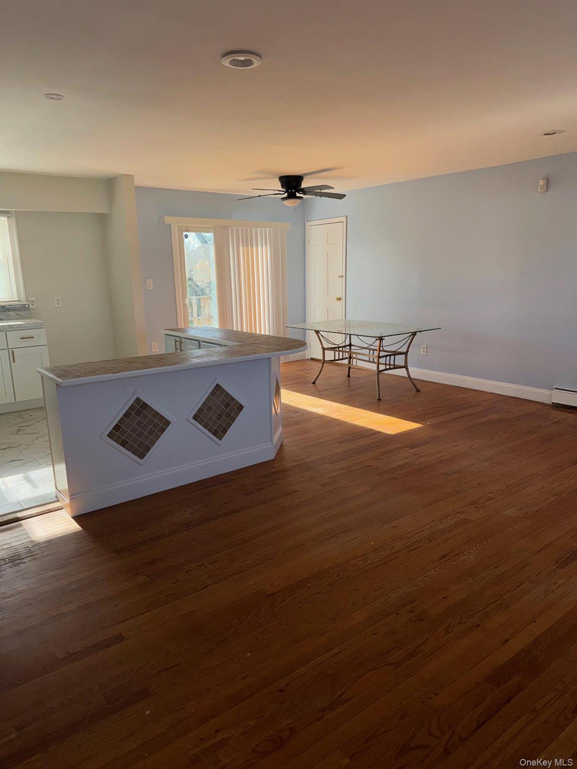 #4 photo, 182 New York Avenue, Bay Shore , NY 11706