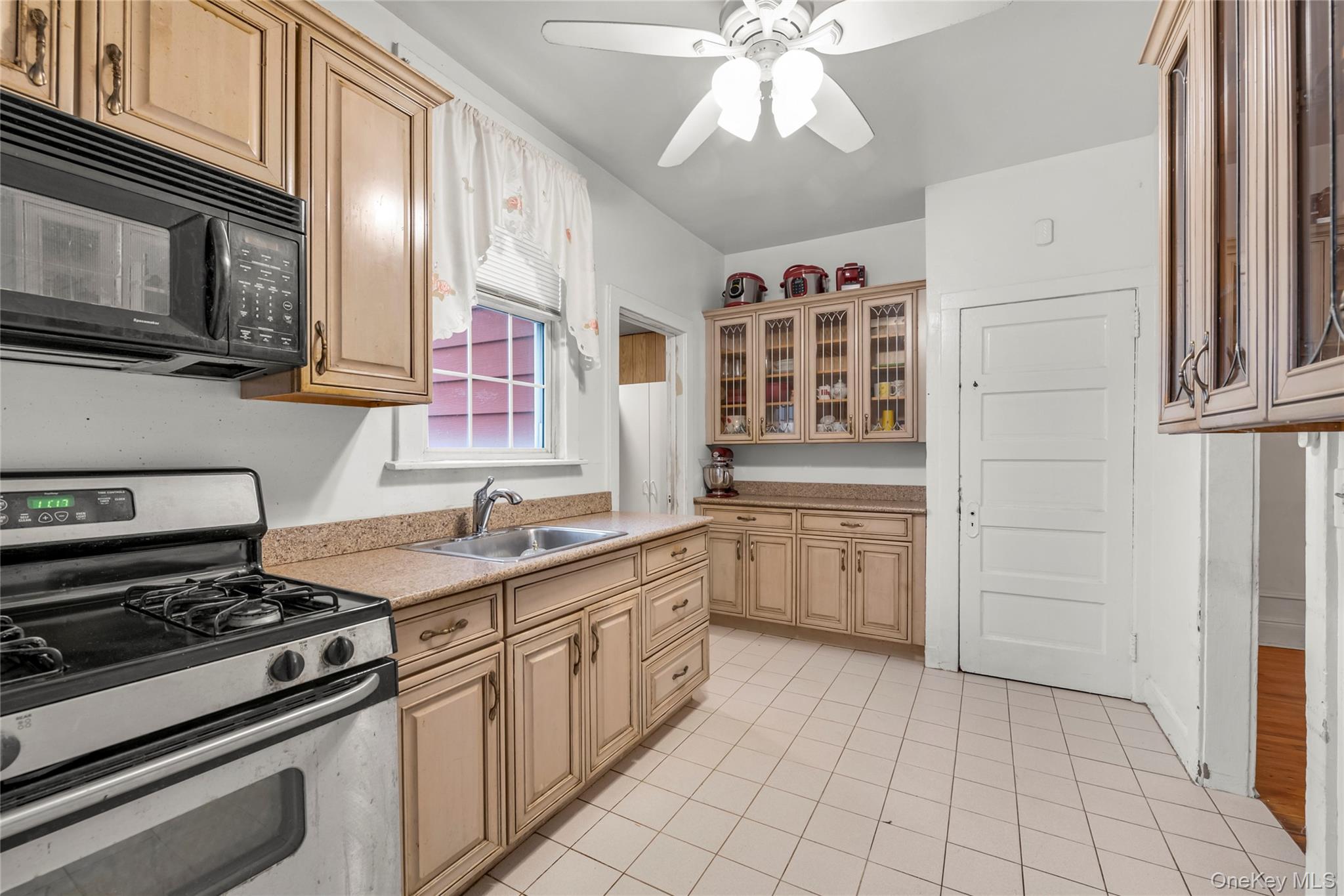 #7 photo, 941 Revere Avenue, 布朗士 Bronx , NY 10465