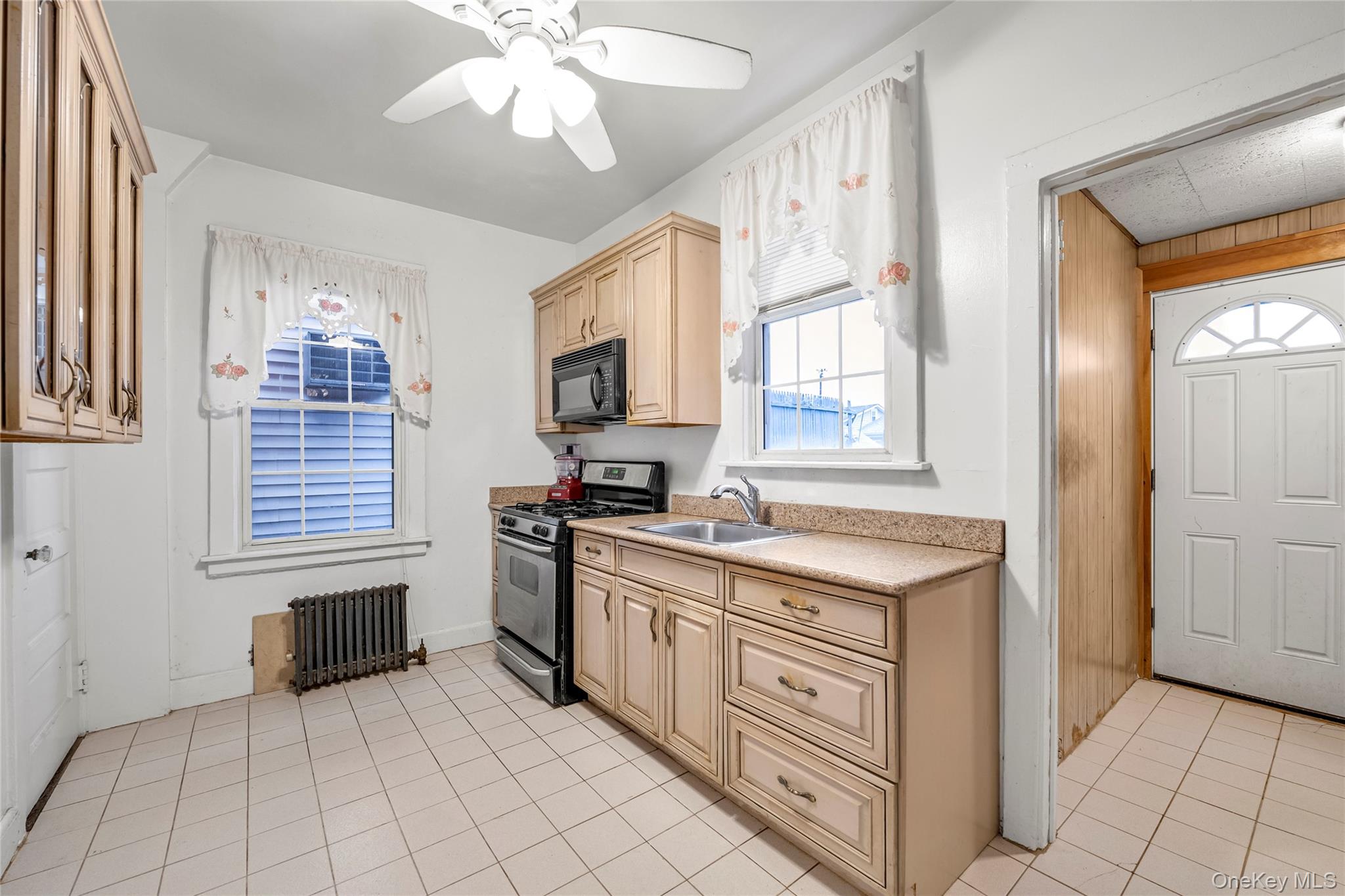 #9 photo, 941 Revere Avenue, 布朗士 Bronx , NY 10465