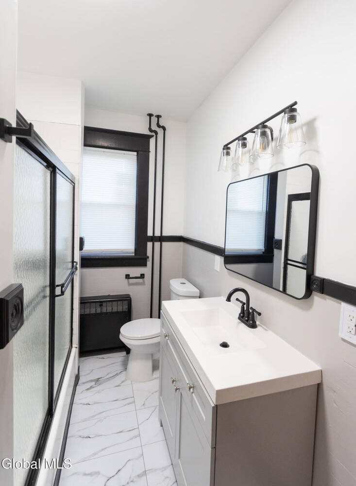 #12 photo, 1941 Helderberg Avenue, Rotterdam , NY 12306