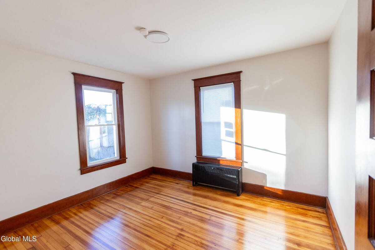 #15 photo, 1941 Helderberg Avenue, Rotterdam , NY 12306