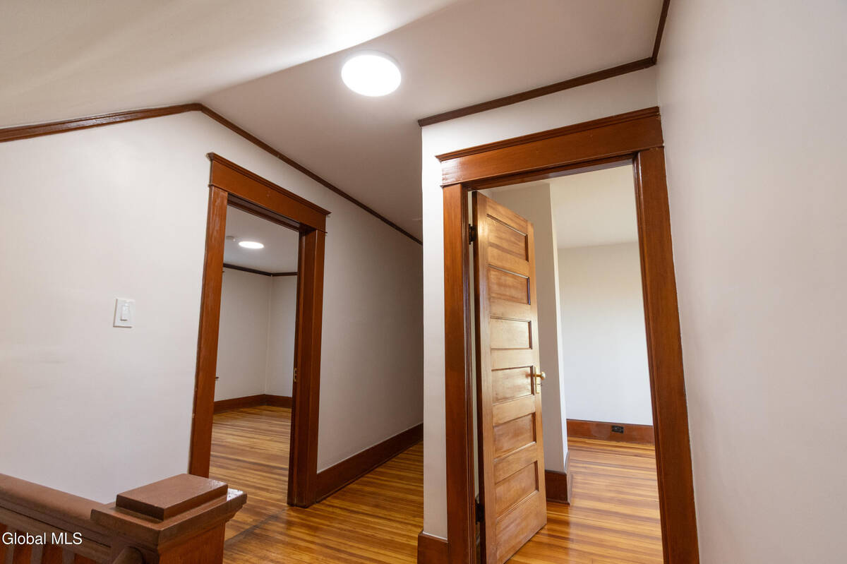 #16 photo, 1941 Helderberg Avenue, Rotterdam , NY 12306