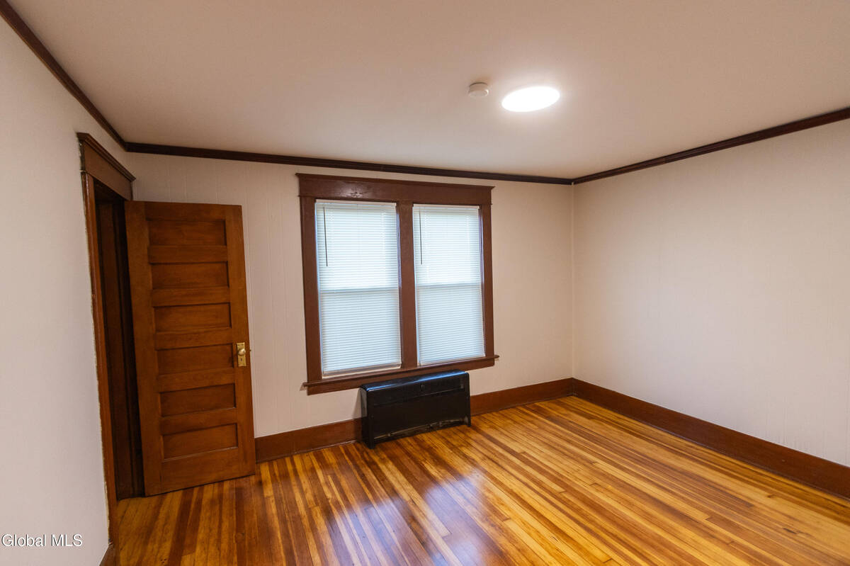 #18 photo, 1941 Helderberg Avenue, Rotterdam , NY 12306