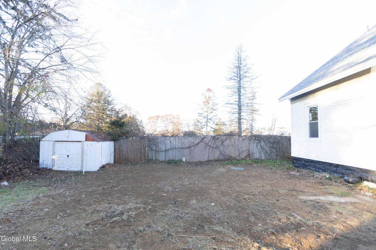 #25 photo, 1941 Helderberg Avenue, Rotterdam , NY 12306