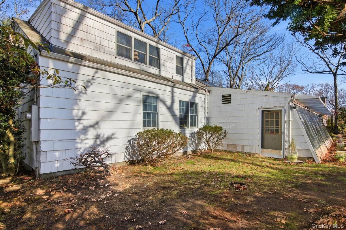 #26 photo, 8 Old Wood Road, Stony Brook , NY 11790