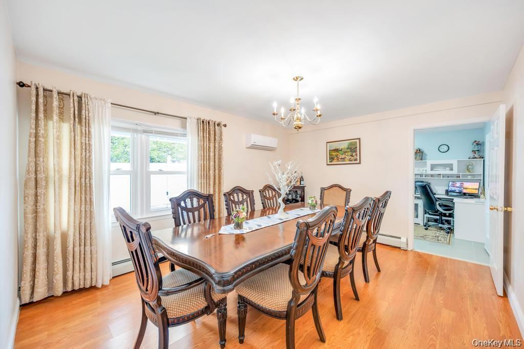 #10 photo, 46 Hardy Lane, Westbury , NY 11590