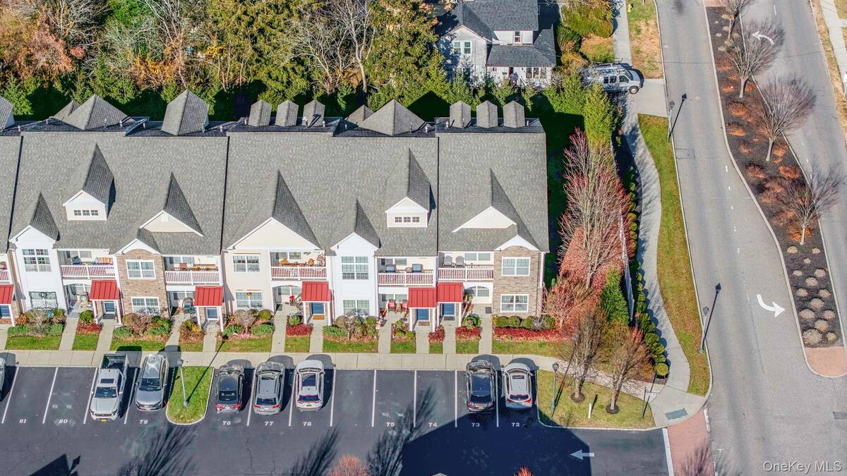 #5 photo, 73 Millie Court, Patchogue , NY 11772