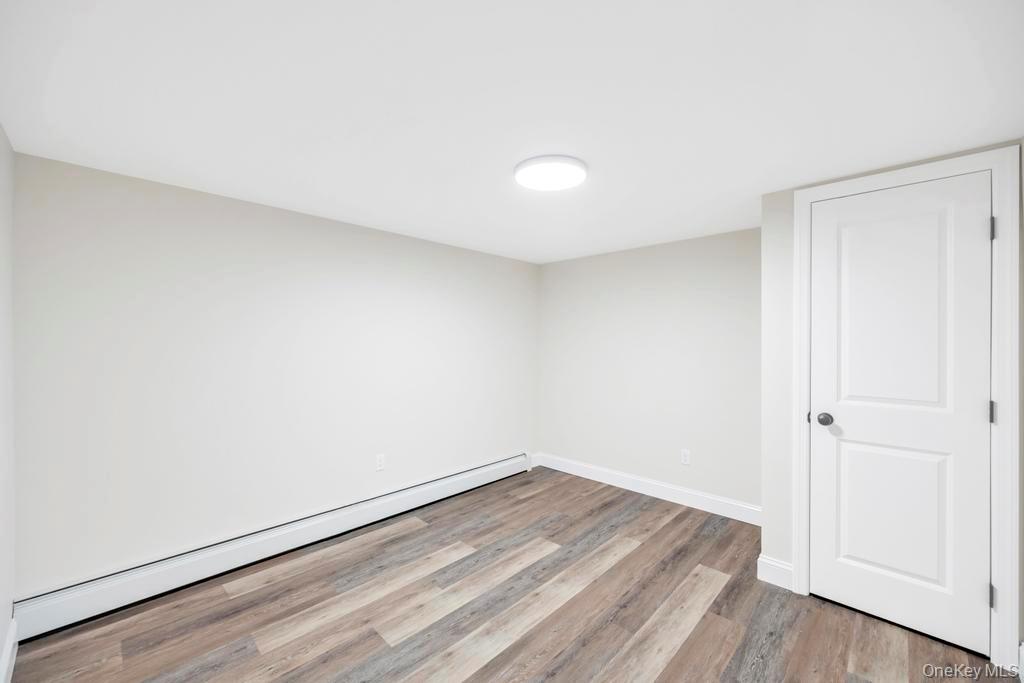 #24 photo, 16 Columbus Avenue, מחוז סאפוק Brentwood , NY 11717