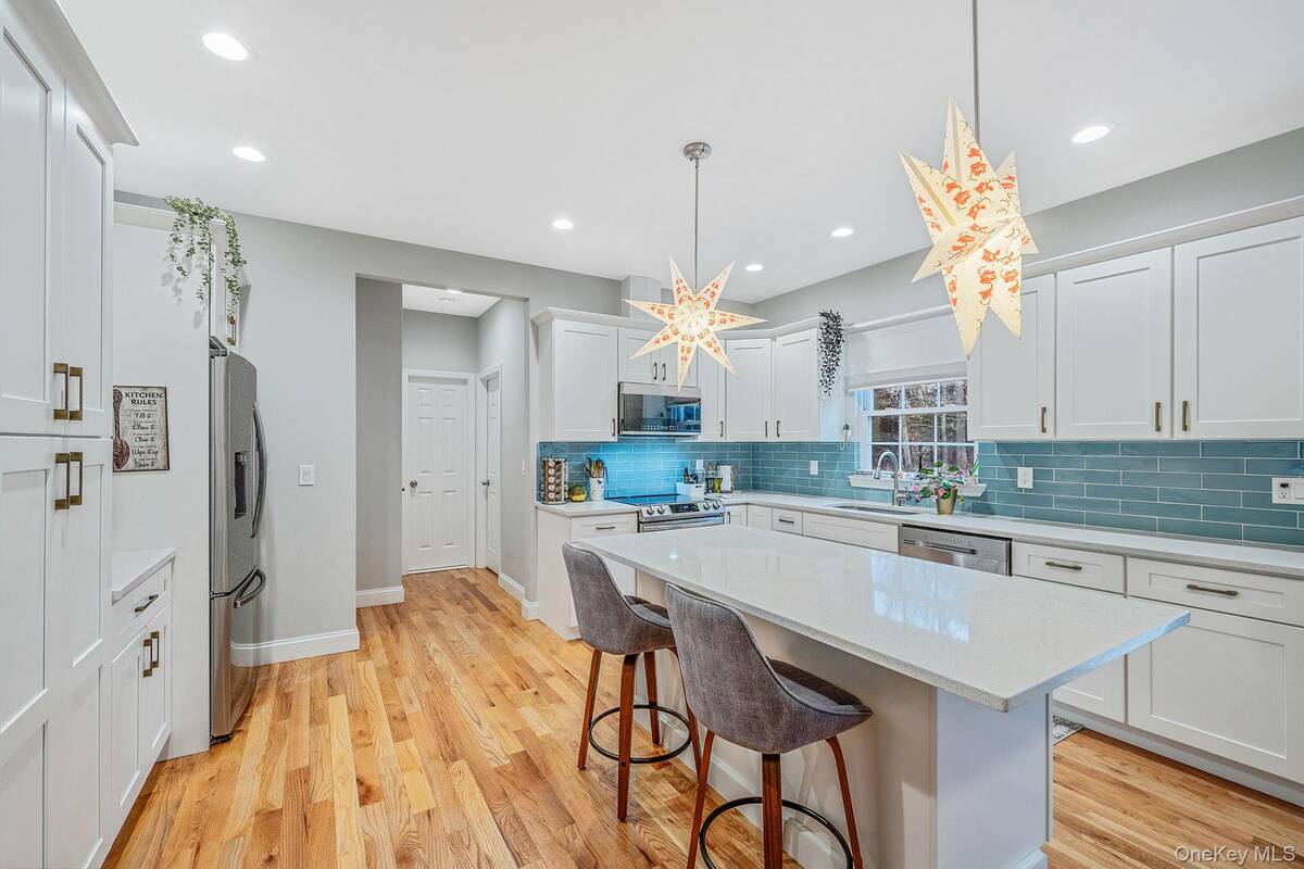 #13 photo, 152 Wood, Centereach , NY 11720