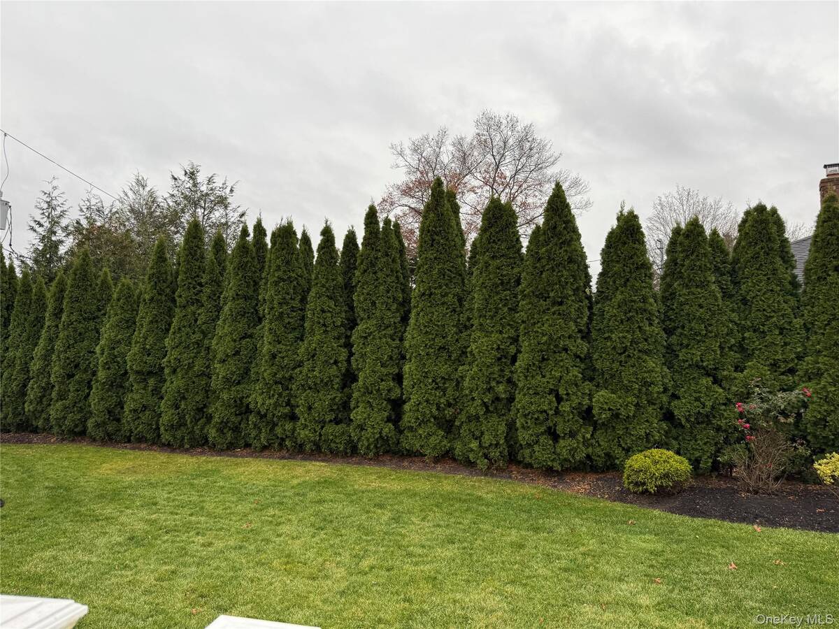 #16 photo, 15 Penn Drive, Smithtown , NY 11787