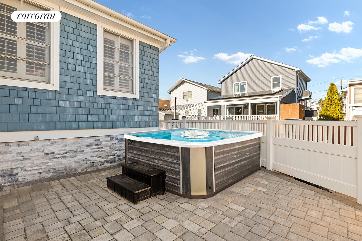 #19 photo, 204-14 7TH Avenue, Breezy Point , NY 11697