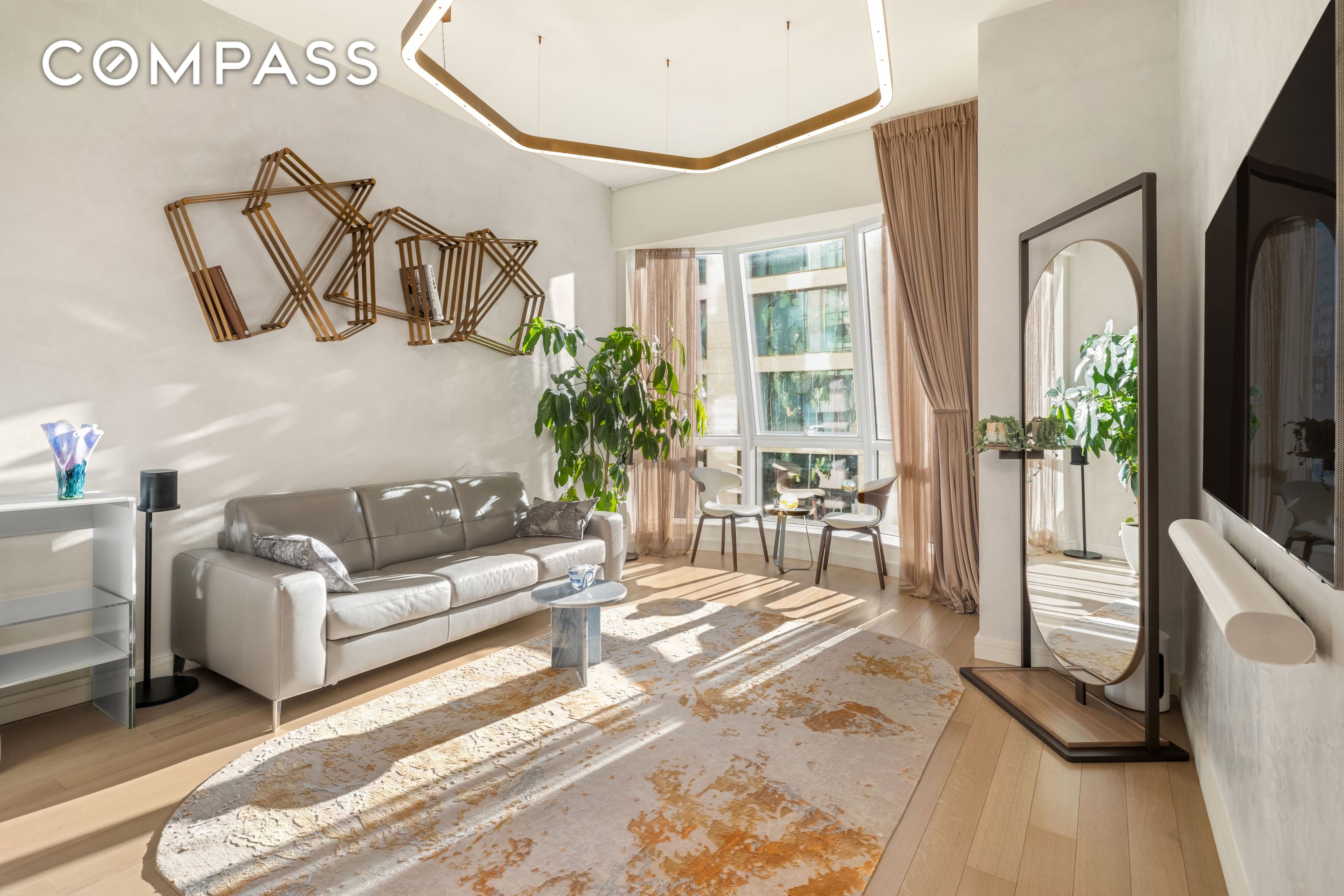 #4 photo, 515 W 18th Street, Chelsea , NY 10011