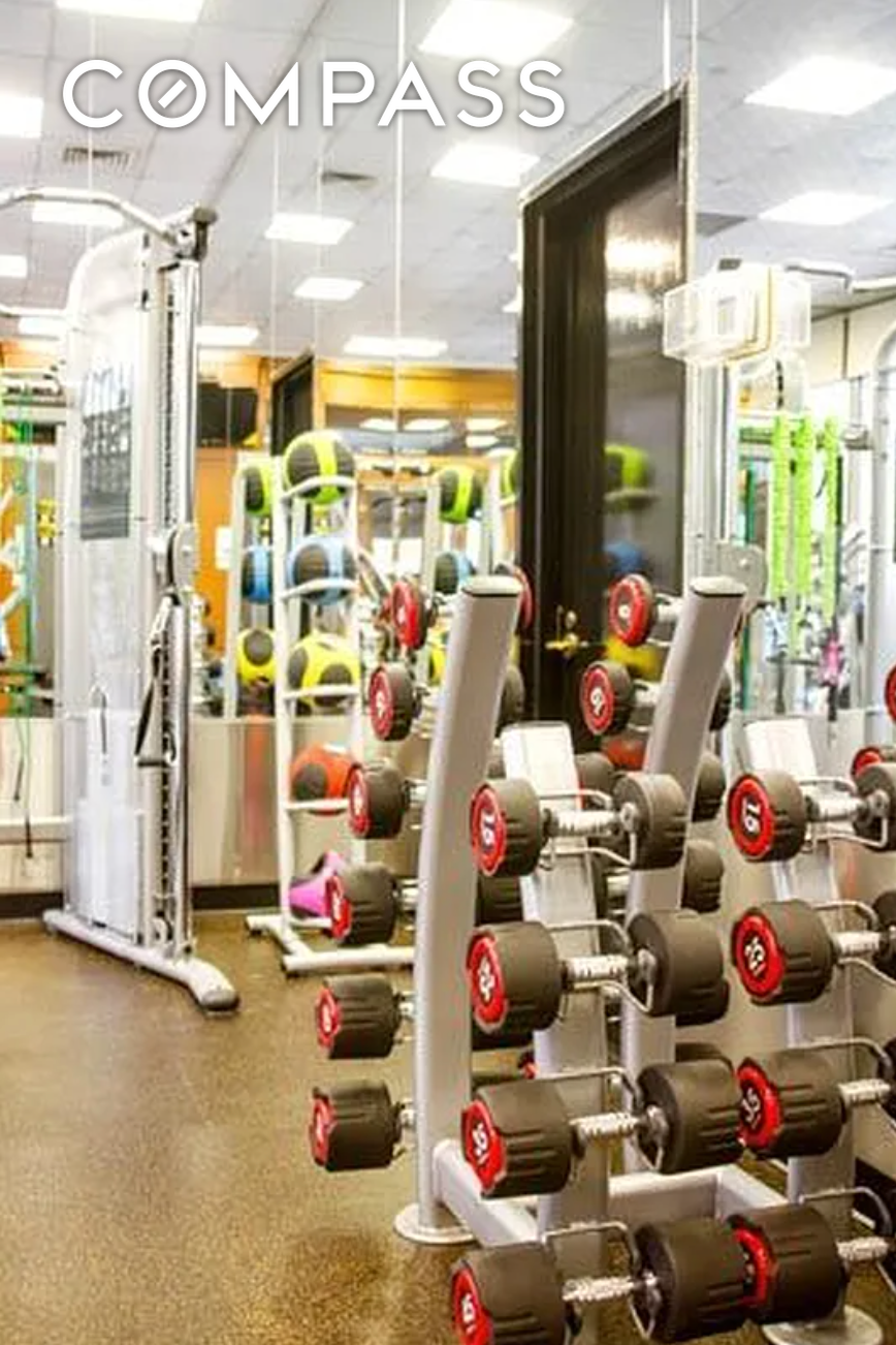 #6 photo, New York City, Midtown , NY 10001