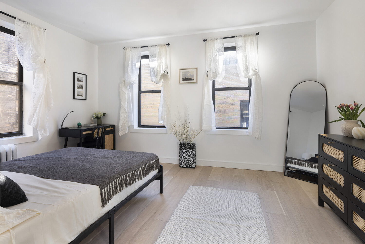 #5 photo, 807 RIVERSIDE Drive, Washington Heights , NY 10032