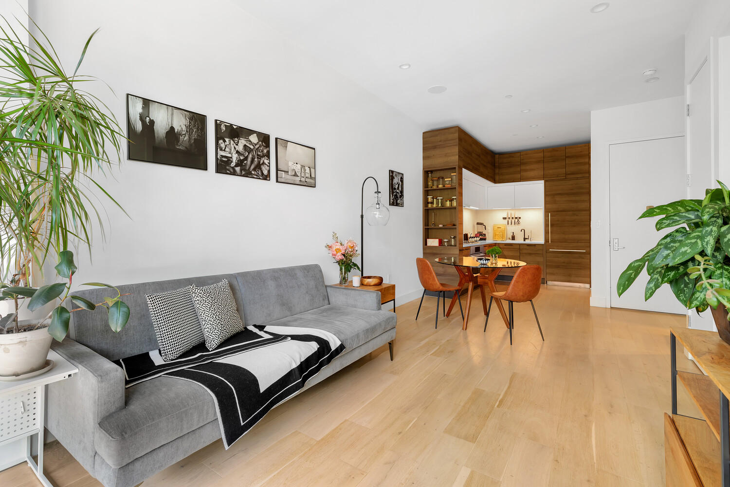 #4 photo, 134 QUINCY Street, Бруклин ‖ Bedford-Stuyvesant , NY 11216