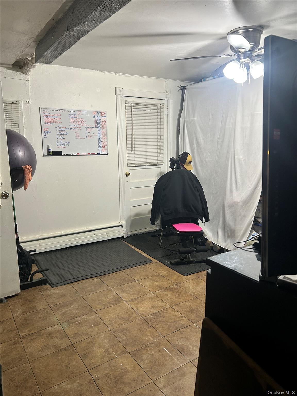 #7 photo, 1024 E 214th Street, Bronx , NY 10469