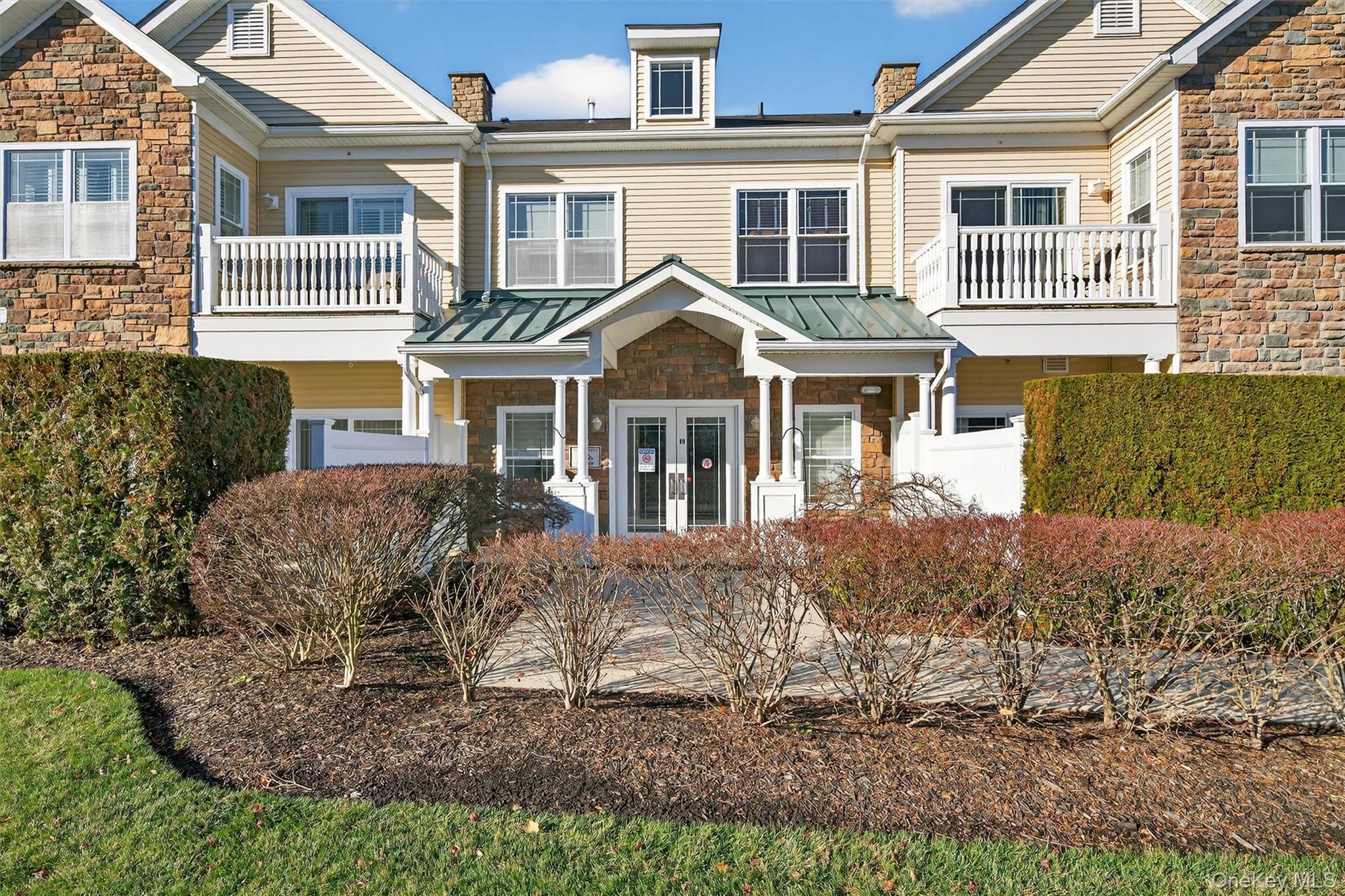 #1 photo, 1311 Views Way, 纽约州 Pomona , NY 10970