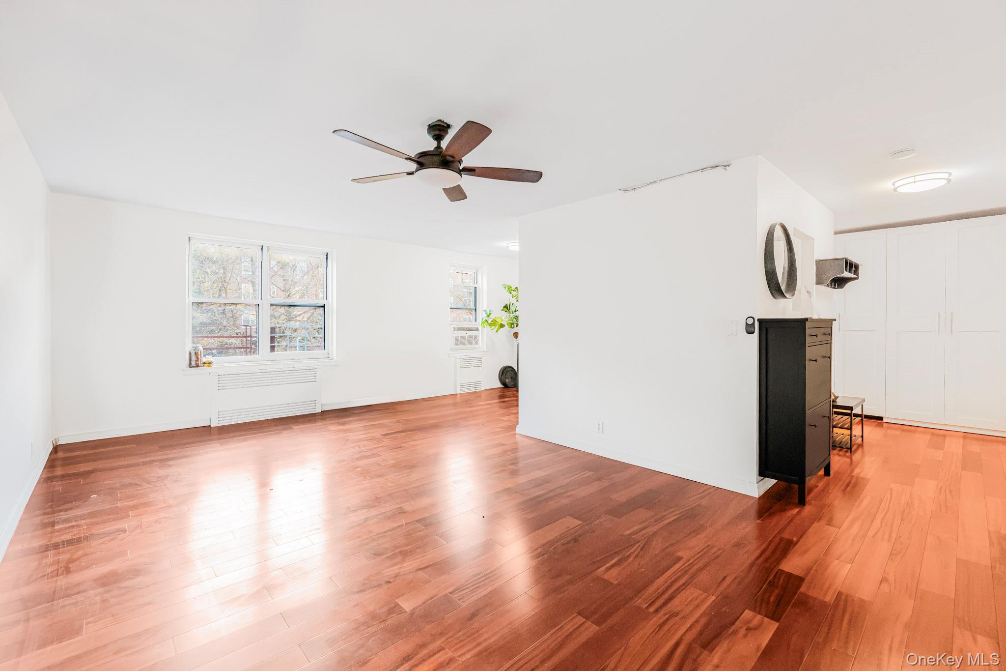 #12 photo, 1300 Midland Avenue, Yonkers , NY 10704