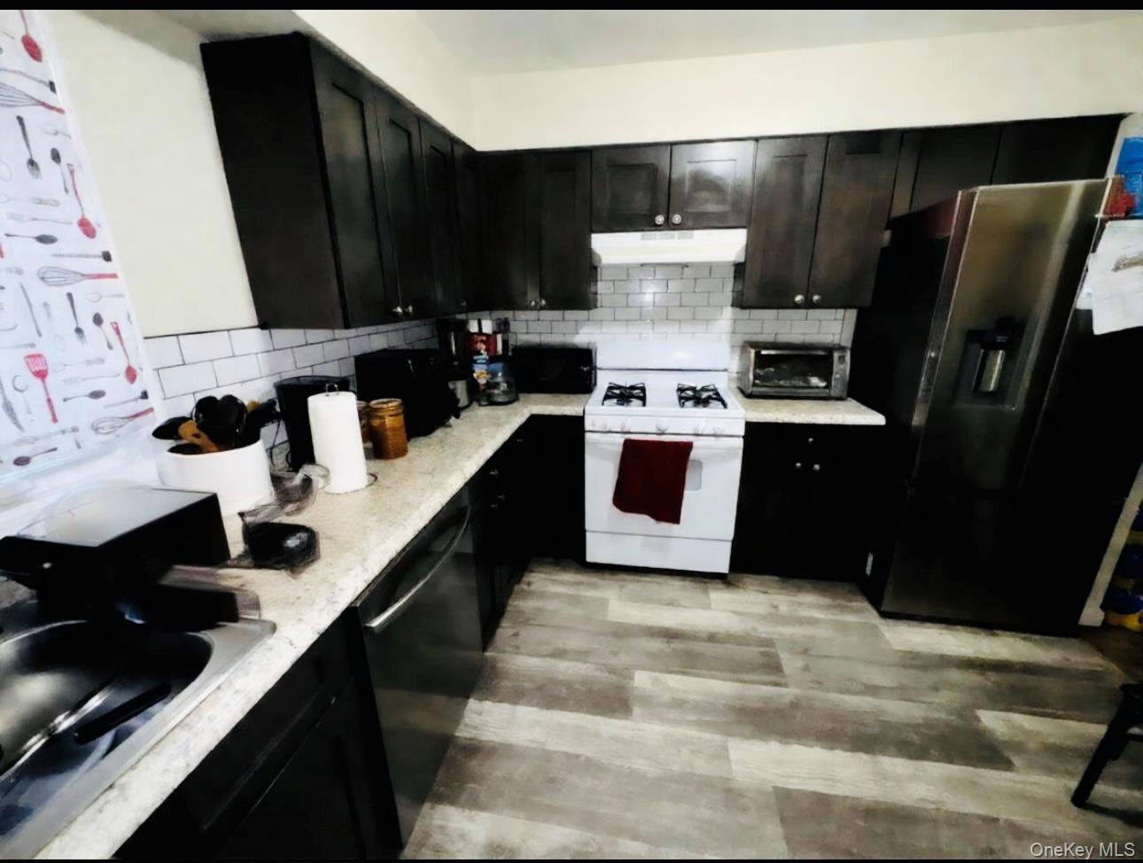 #5 photo, 10 Heritage Drive, New City , NY 10956