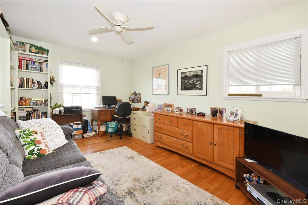 #16 photo, 3106 Clubhouse Road, Нассау ‖ Merrick , NY 11566