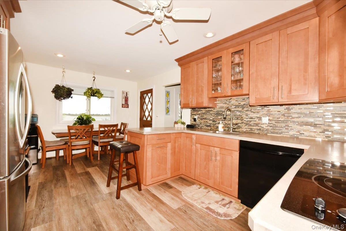 #6 photo, 3106 Clubhouse Road, Нассау ‖ Merrick , NY 11566