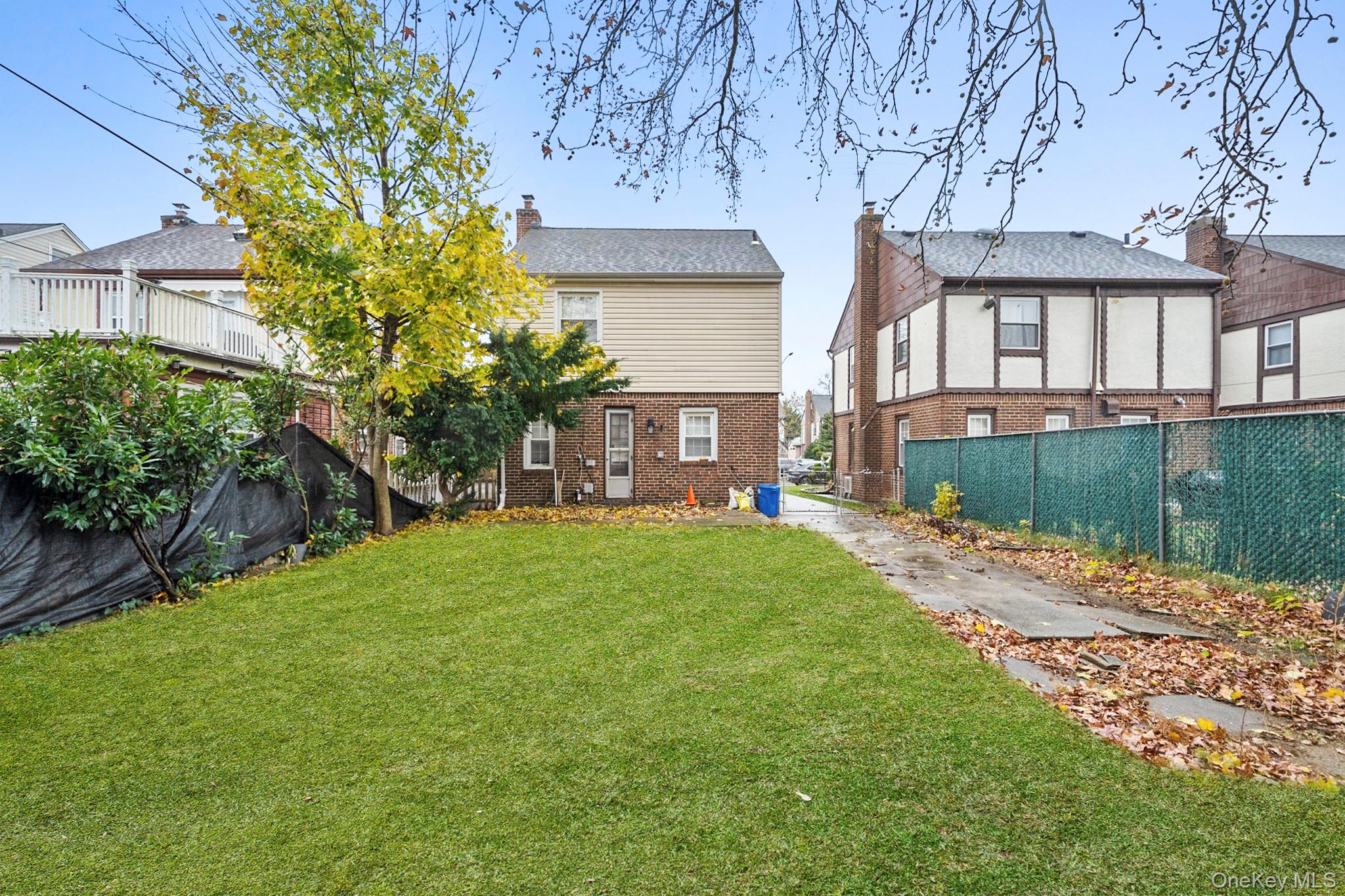 #12 photo, 86-33 253rd Street, 뉴욕퀸즈 Bellerose , NY 11426