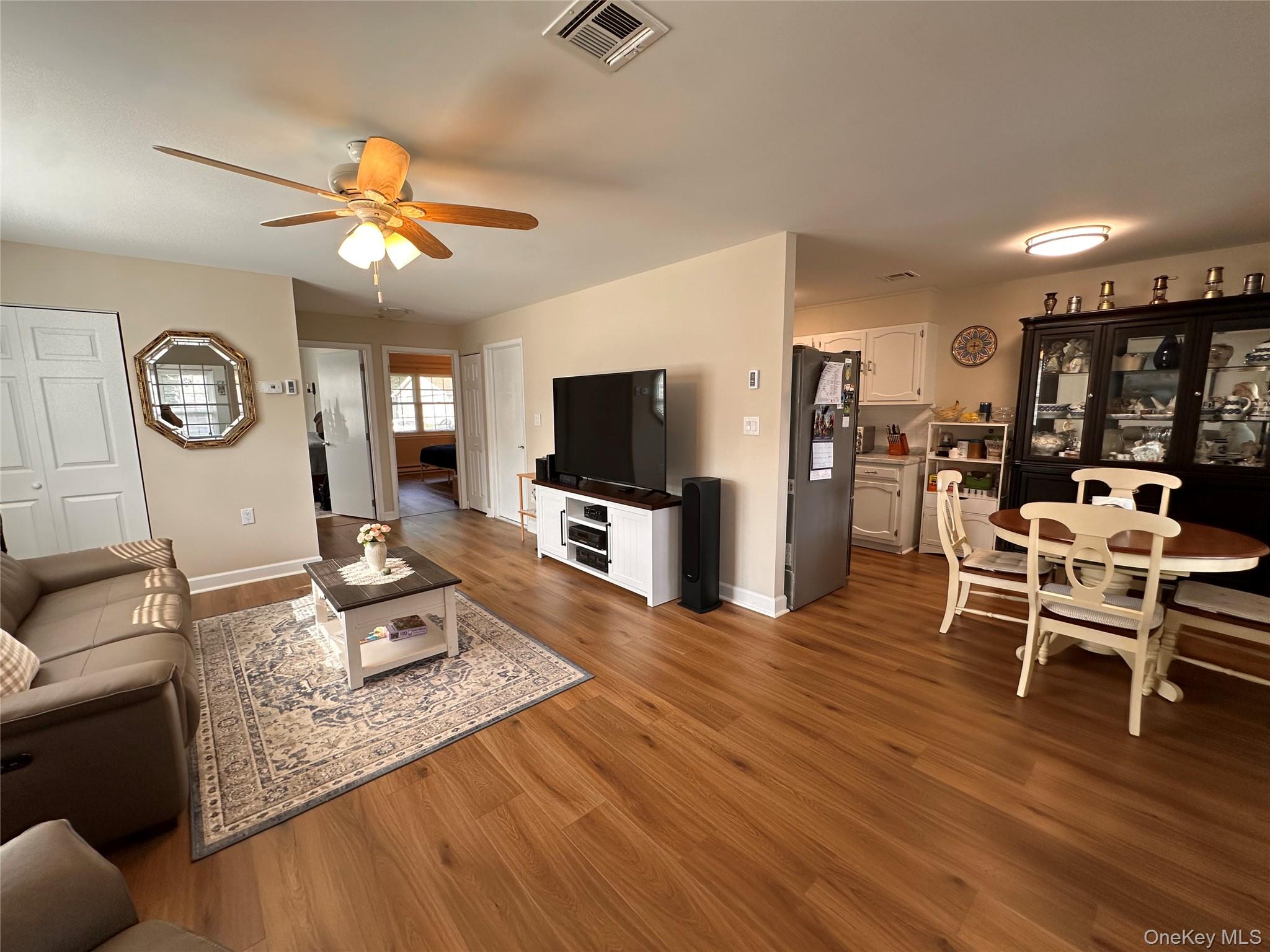 #8 photo, 276 Berwick Court, 롱 아일랜드 Ridge , NY 11961