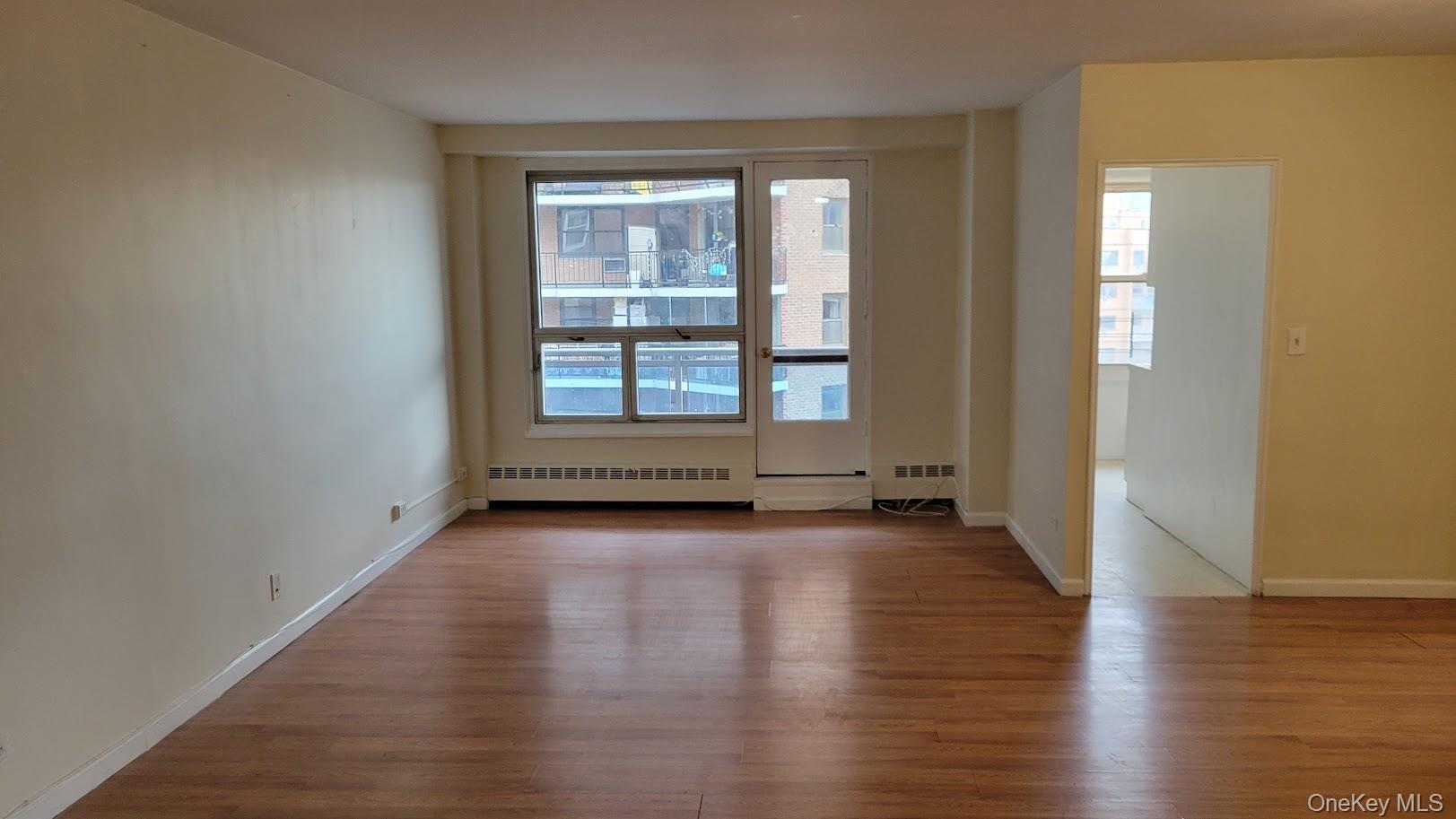 #4 photo, 98-20 62nd Drive, Куинс ‖ Rego Park , NY 11374